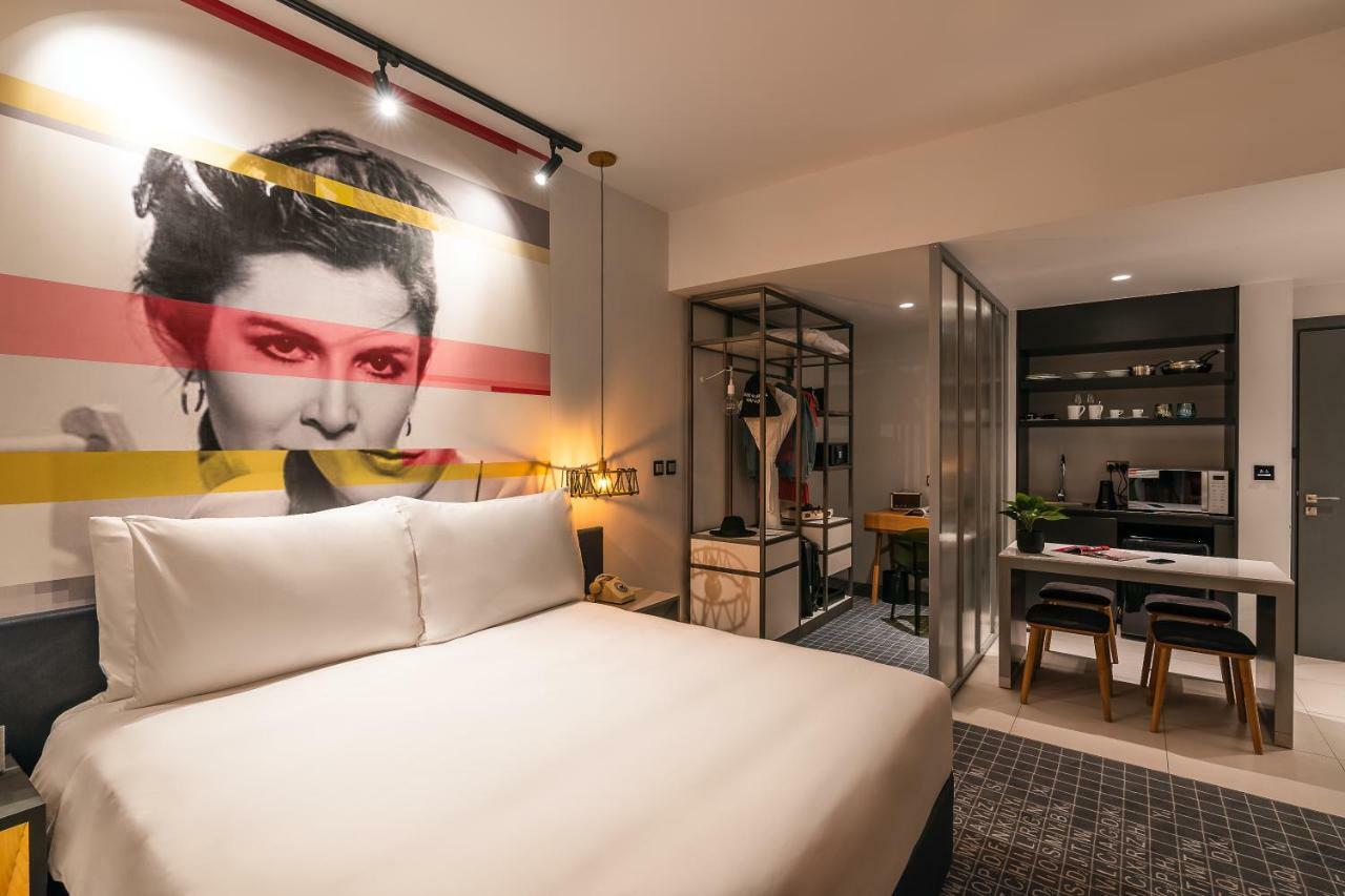 Hotel One
